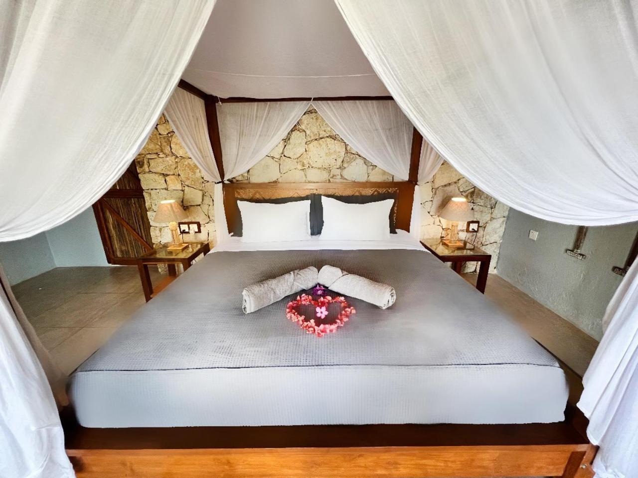 Manduna Resort Nembrala Extérieur photo