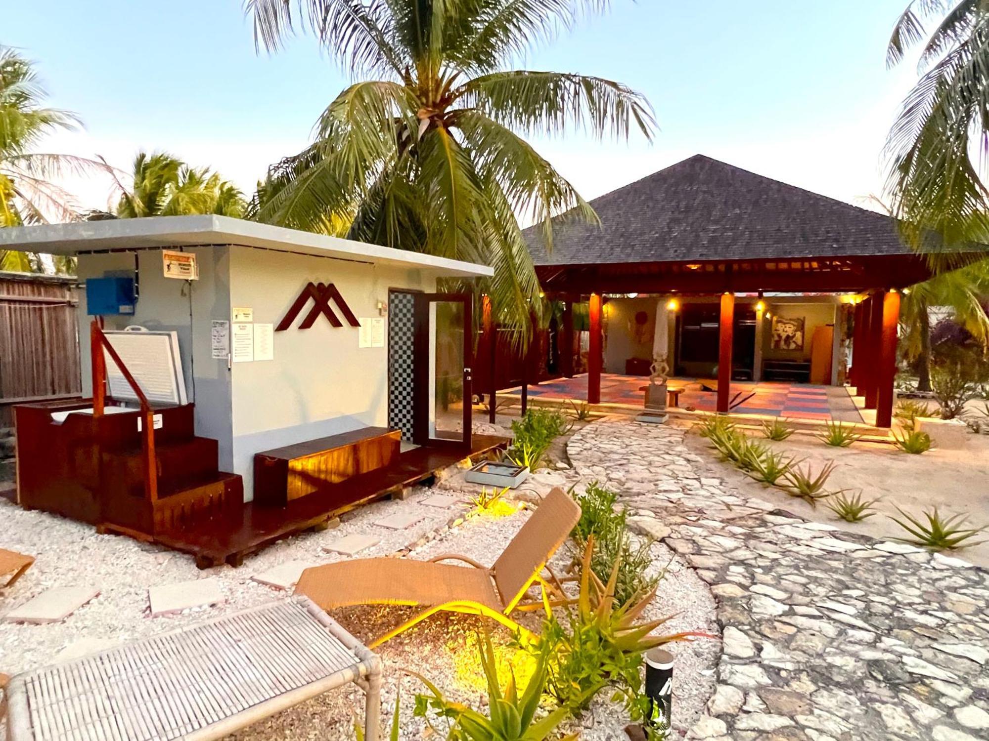 Manduna Resort Nembrala Extérieur photo